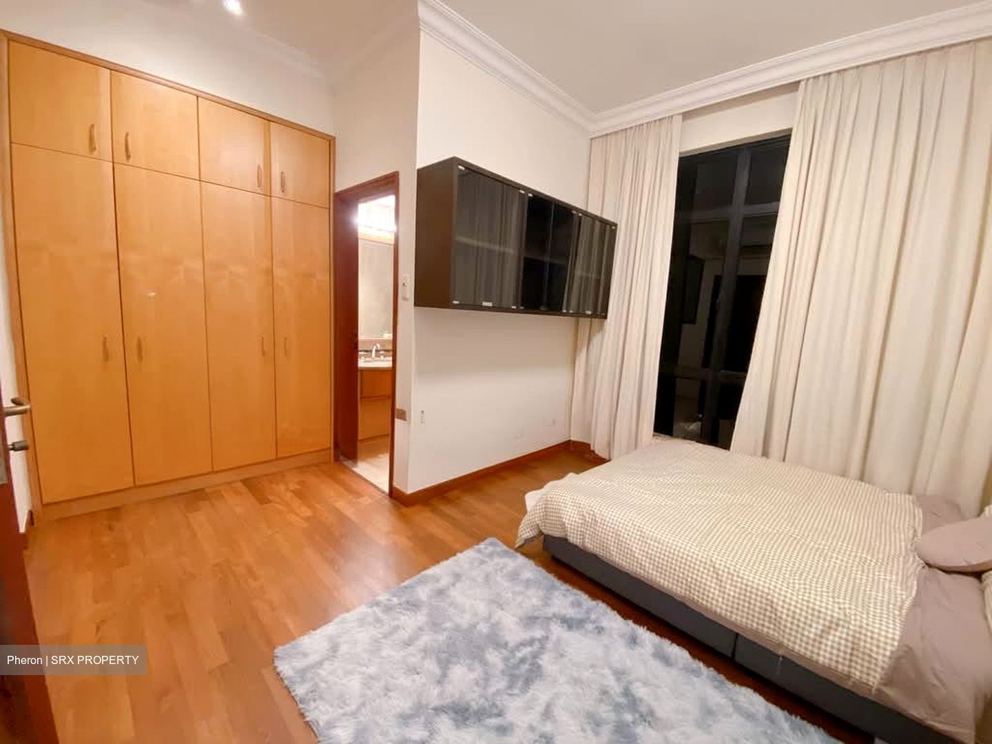The Sterling (D21), Condominium #563249041